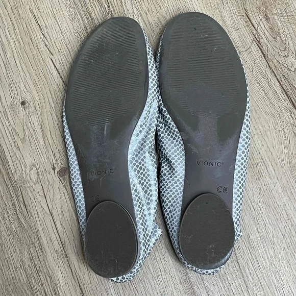 Vionic Alexa Lizard Gray Snake Print Round Toe Ballet Flats Shoes Size US 9.5 - Picture 6 of 16